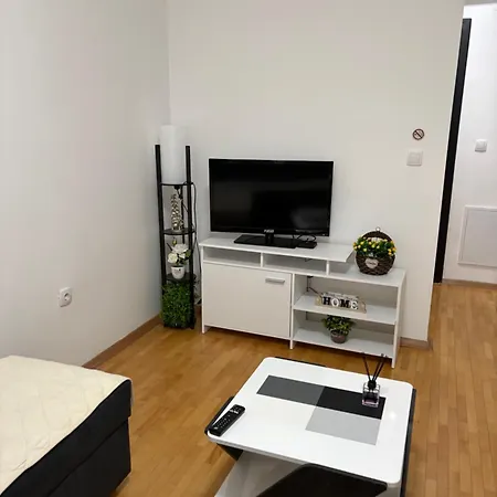 Nemo Апартаменты *